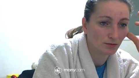 scarlett_queen01 online show from 02-10-25, 03:35