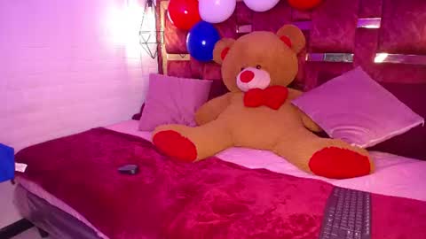 scarlett_squerit online show from 07-06-26, 01:41