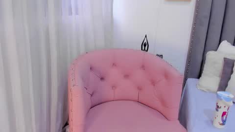 scarlett_vixen7 online show from 02-01-26, 11:53