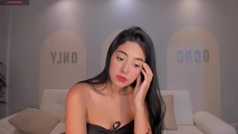 Snapshot of scarlettblaze1 chatting on 02-10-26, 11:14 Sacrlett Blaze online show from 02-10-26, 11:14