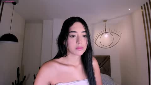 Snapshot of scarlettblaze1 chatting on 02-16-26, 12:01 Sacrlett Blaze online show from 02-16-26, 12:01