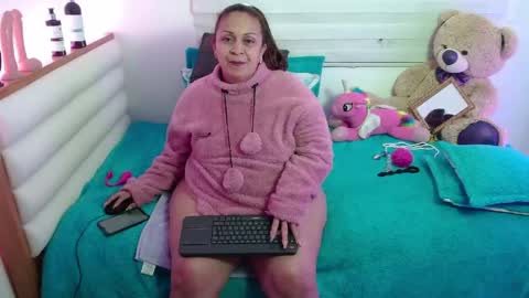 scarlettbooty online show from 05-09-26, 05:56