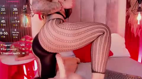 scarlettbusty  online show from 06-14-26, 02:24