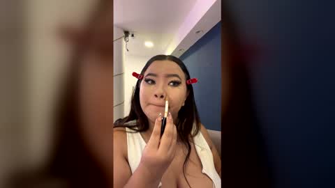 ScarlettDavis1  online show from 05-23-26, 12:20