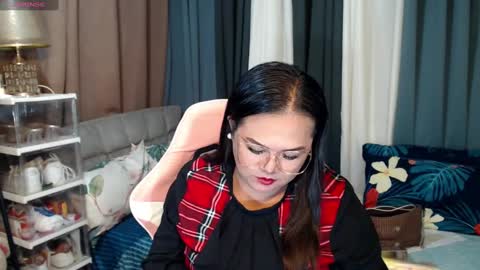 Snapshot of scarlette_adisson_69 chatting on 12-15-24, 07:31 scarlette online show from 12-15-24, 07:31