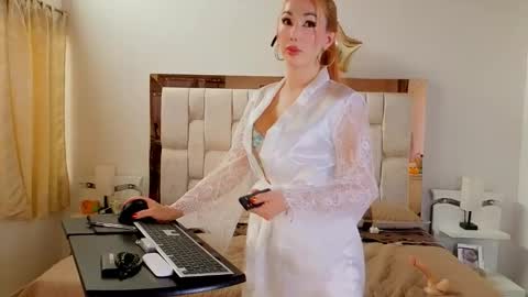 Snapshot of scarlette_tsunade chatting on 03-28-26, 04:28 scarlette_tsunade online show from 03-28-26, 04:28