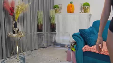 Scarlett online show from 10-06-25, 04:21