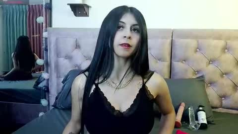 scarletth_sm online show from 09-10-25, 06:02