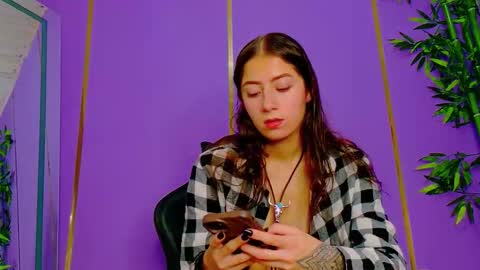 Scarlet online show from 10-25-25, 08:36