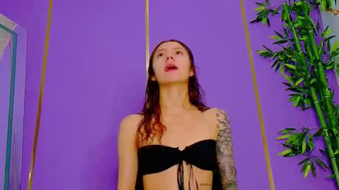 Scarlet online show from 10-27-25, 07:29