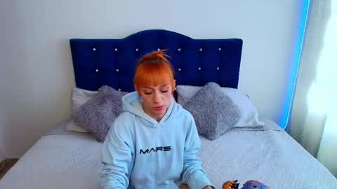 Scarlett online show from 10-16-25, 01:45