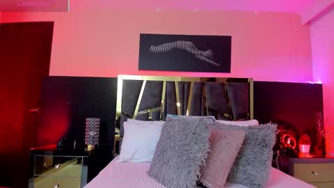 scarlettorres online show from 11-11-25, 07:03