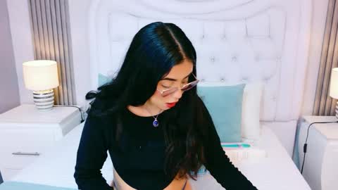 Scarlett Petrova online show from 04-30-26, 11:27