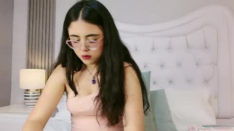 Scarlett Petrova online show from 05-11-26, 04:04