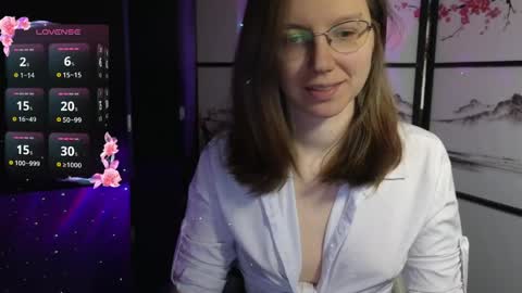 Snapshot of scarlettsrose chatting on 04-07-26, 12:16 Scarlett online show from 04-07-26, 12:16