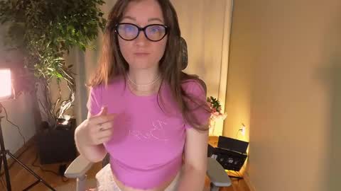scarletttesecret online show from 05-13-26, 12:24