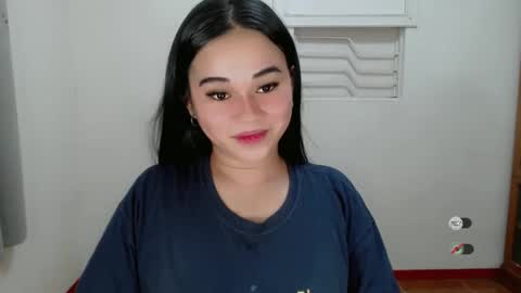 Snapshot of scarletvamp chatting on 01-13-25, 04:30 scarletvamp online show from 01-13-25, 04:30