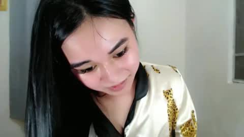Snapshot of scarletvamp chatting on 02-18-25, 05:09 scarletvamp online show from 02-18-25, 05:09