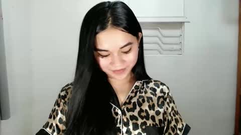 Snapshot of scarletvamp chatting on 02-19-25, 10:20 scarletvamp online show from 02-19-25, 10:20