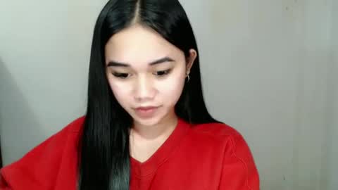Snapshot of scarletvamp chatting on 03-04-25, 10:27 scarletvamp online show from 03-04-25, 10:27