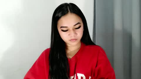 Snapshot of scarletvamp chatting on 03-10-25, 01:54 scarletvamp online show from 03-10-25, 01:54
