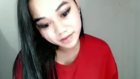 Snapshot of scarletvamp chatting on 03-10-25, 06:12 scarletvamp online show from 03-10-25, 06:12