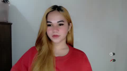 Snapshot of scarletvamp chatting on 09-12-25, 01:44 scarletvamp online show from 09-12-25, 01:44
