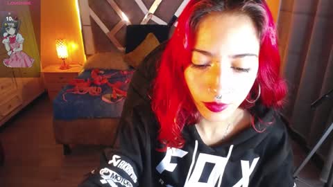 Snapshot of scarllett_bdsm chatting on 12-27-24, 05:20 Scarllett online show from 12-27-24, 05:20