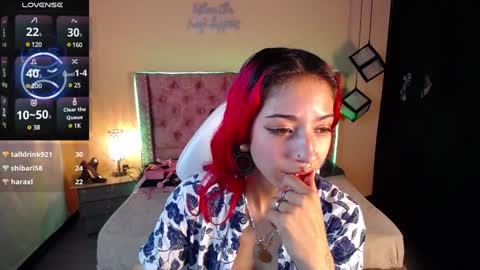 Snapshot of scarllett_bdsm chatting on 01-26-25, 02:24 Scarllett online show from 01-26-25, 02:24