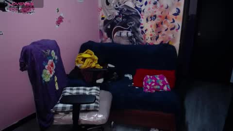 Snapshot of scarllett_bdsm chatting on 02-06-25, 01:38 Scarllett online show from 02-06-25, 01:38