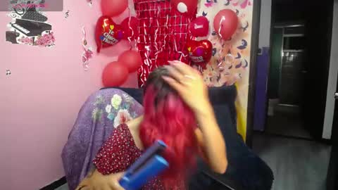 Snapshot of scarllett_bdsm chatting on 02-20-25, 03:45 Scarllett online show from 02-20-25, 03:45