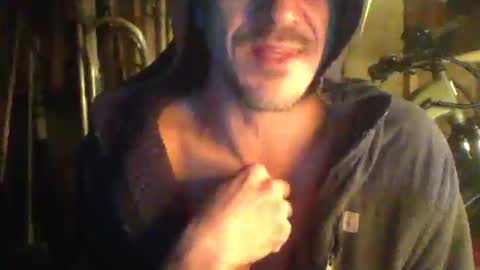 Snapshot of scarredhearted chatting on 11-07-25, 03:39 scarredhearted online show from 11-07-25, 03:39