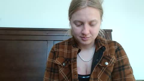 Snapshot of scartit chatting on 01-04-25, 04:22 ScarTit Bernhard online show from 01-04-25, 04:22