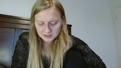 Snapshot of scartit chatting on 01-06-25, 12:48 ScarTit Bernhard online show from 01-06-25, 12:48