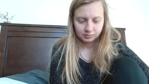 Snapshot of scartit chatting on 01-06-25, 04:55 ScarTit Bernhard online show from 01-06-25, 04:55