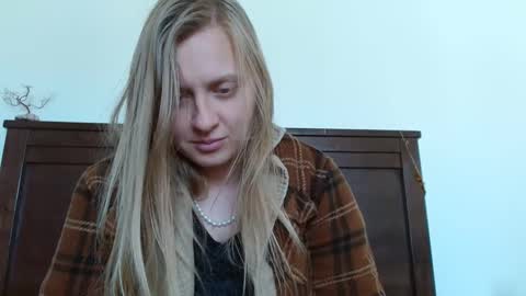 Snapshot of scartit chatting on 01-07-25, 10:08 ScarTit Bernhard online show from 01-07-25, 10:08