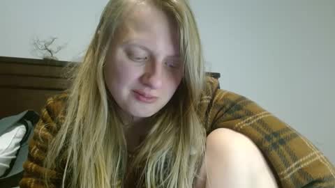 Snapshot of scartit chatting on 01-20-25, 02:32 ScarTit Bernhard online show from 01-20-25, 02:32