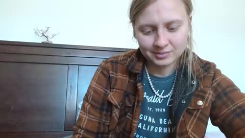 Snapshot of scartit chatting on 02-01-25, 08:05 ScarTit Bernhard online show from 02-01-25, 08:05