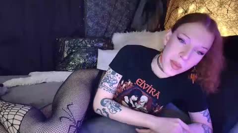 Sarah Bones online show from 02-03-25, 07:00
