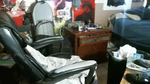 schemin10248 online show from 05-10-26, 06:24