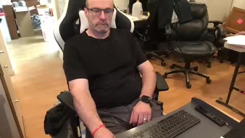 schief6218 online show from 03-28-26, 02:16