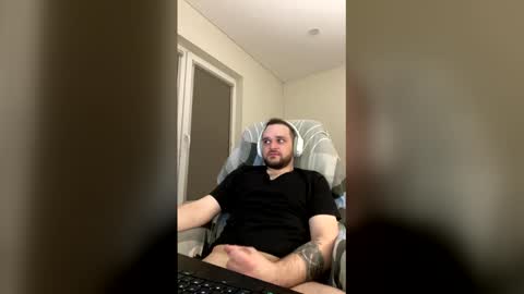Charlie online show from 03-27-26, 09:03