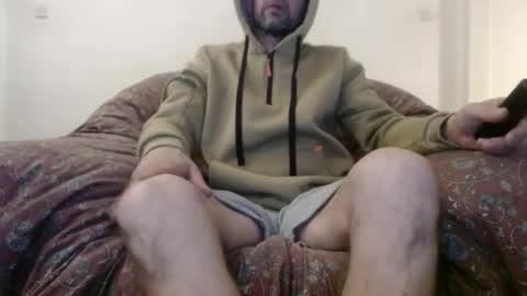 schmoose online show from 12-21-24, 05:40