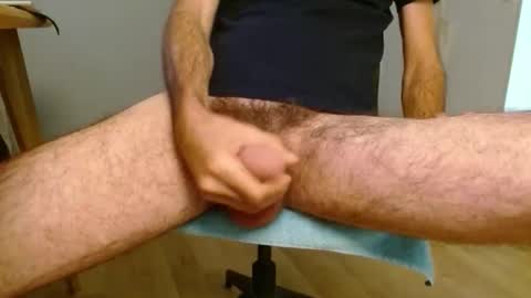 Snapshot of schnaebi13 chatting on 10-23-25, 01:54 schnaebi13 online show from 10-23-25, 01:54