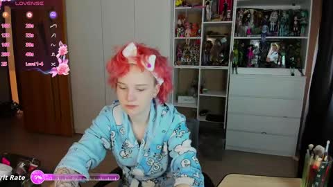 Snapshot of school_love chatting on 04-24-26, 07:22 Rina online show from 04-24-26, 07:22