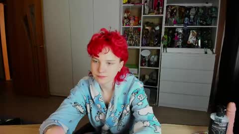 Snapshot of school_love chatting on 04-26-26, 07:28 Rina online show from 04-26-26, 07:28