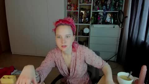 Rina online show from 05-13-26, 07:17