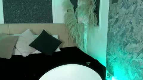 Scolw  online show from 02-10-26, 12:20