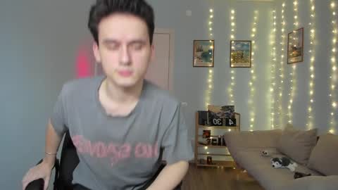 Snapshot of scooby_r chatting on 12-21-24, 09:23 Thomas brunette and Alex blond online show from 12-21-24, 09:23