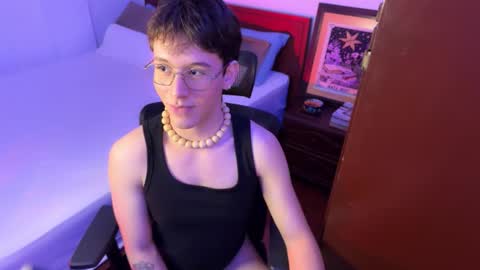 Snapshot of scoobysnack_ chatting on 12-19-25, 11:45 ScoobySnack online show from 12-19-25, 11:45